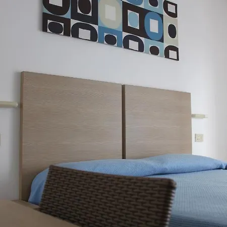 Hotel Licia *