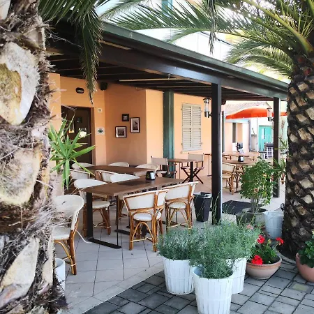 Licia * Senigallia
