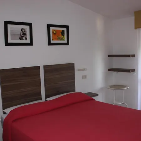 Hotel Licia *